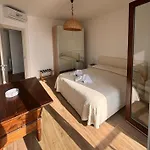 M'illumino D'immenso - Apartment