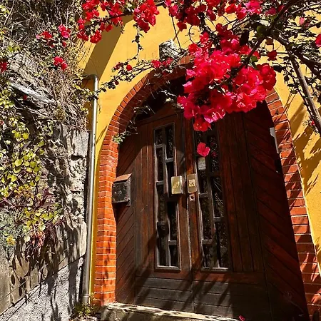 M'illumino D'immenso - Apartment